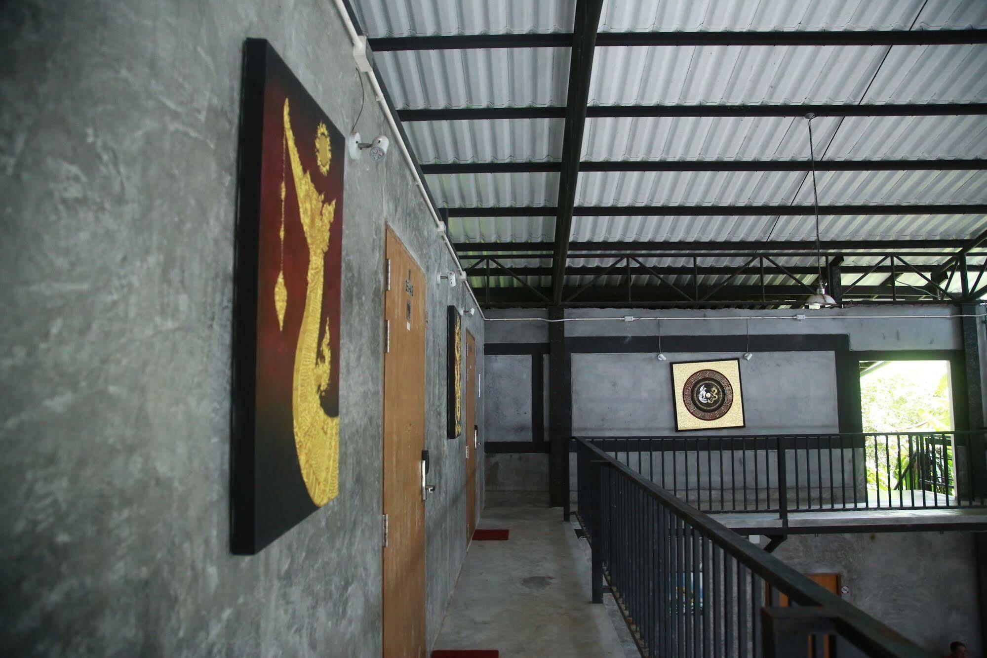 Oyo 585 Freedom Hostel @ Phi Phi Exteriör bild